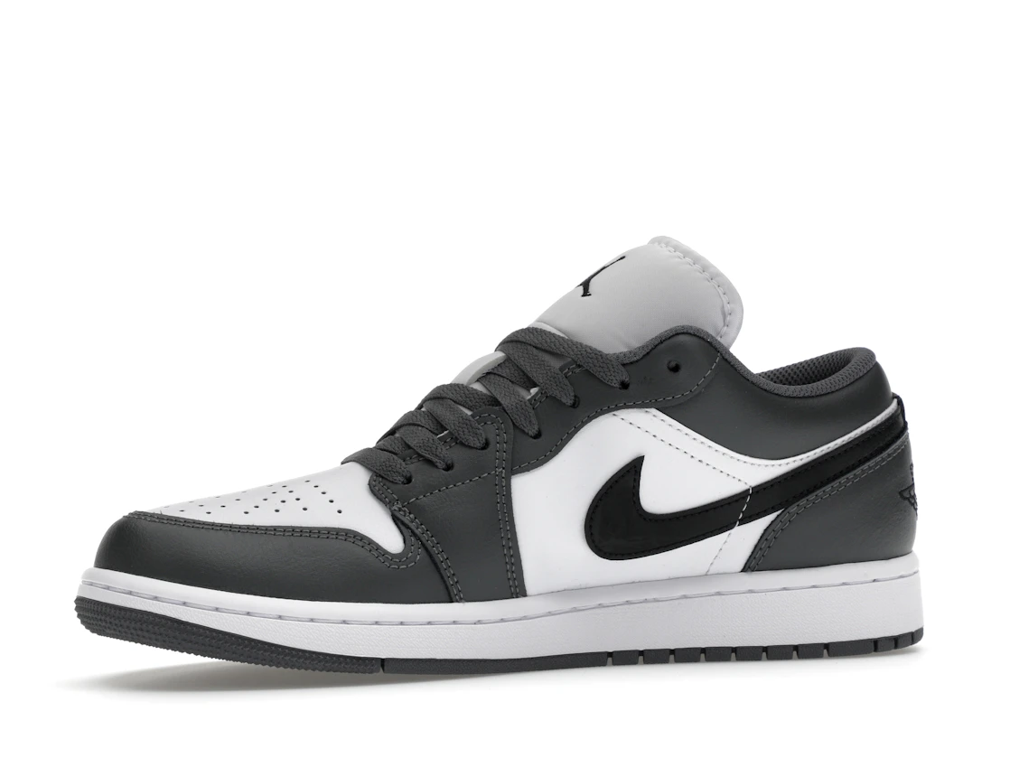 Vue 17 de Jordan 1 Low Iron Grey