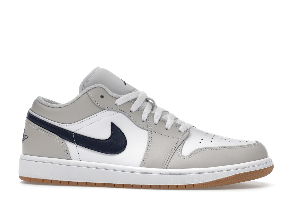 Vue 2 de Jordan 1 Low Midnight Navy Neutral Grey