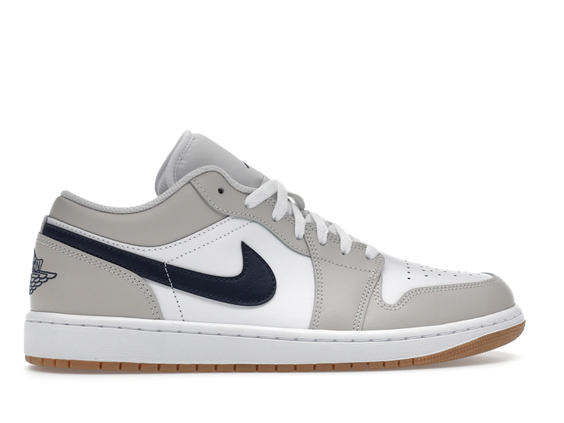 Vue 36 de Jordan 1 Low Midnight Navy Neutral Grey