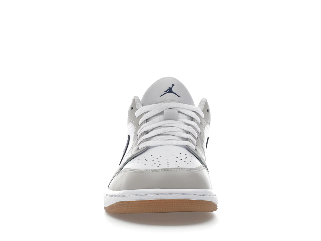 Vue 10 de Jordan 1 Low Midnight Navy Neutral Grey