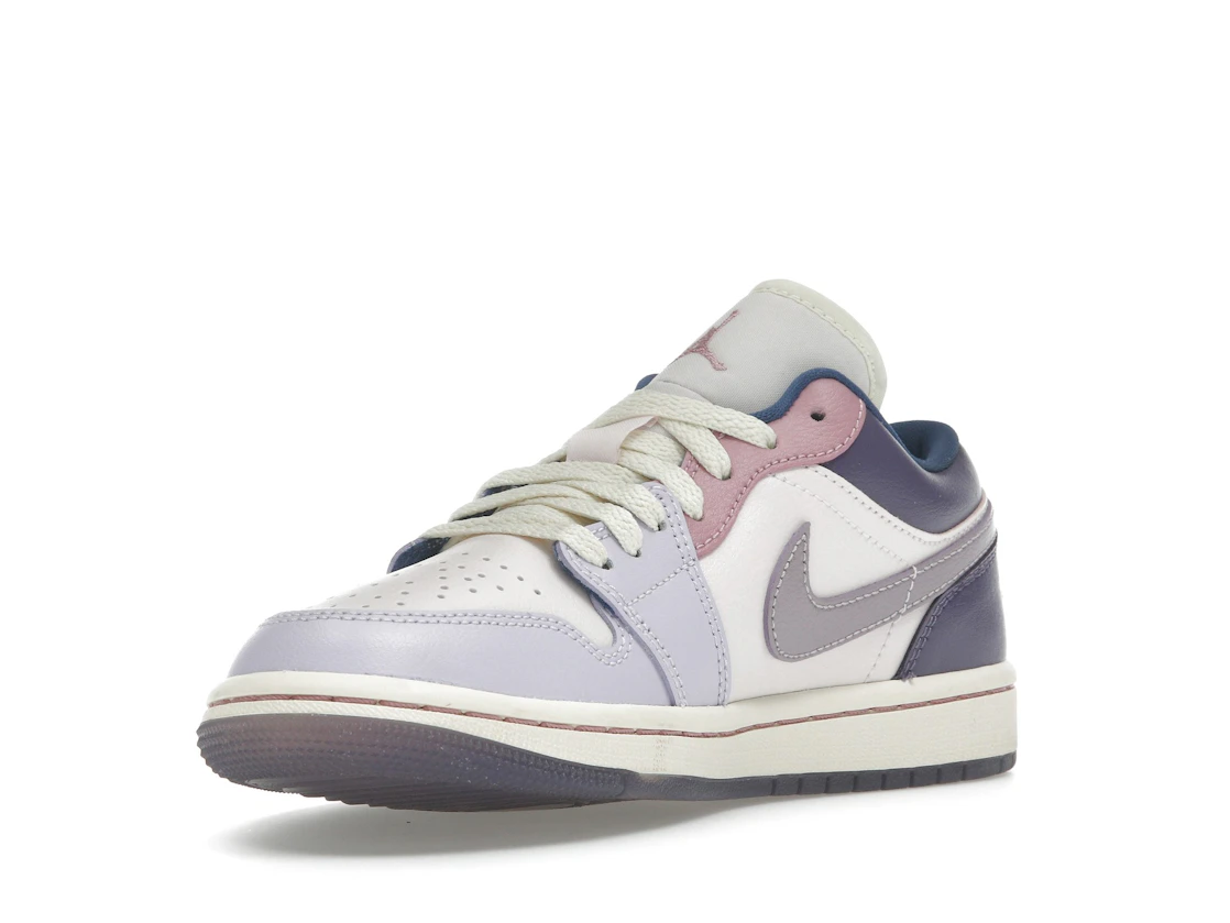 Vue 14 de Jordan 1 Low Pastel Purple 