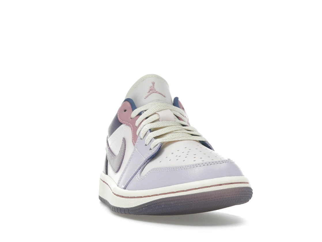 Vue 8 de Jordan 1 Low Pastel Purple 
