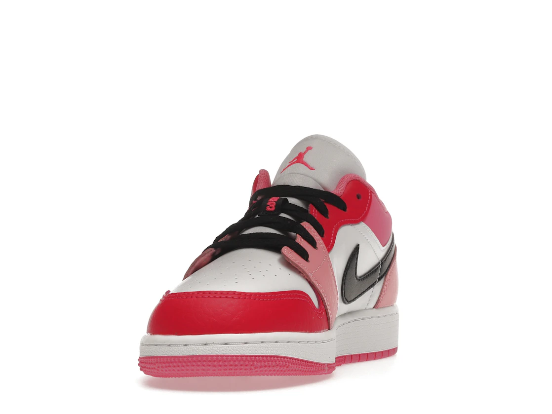 Vue 12 de Jordan 1 Low Pink Red (GS)
