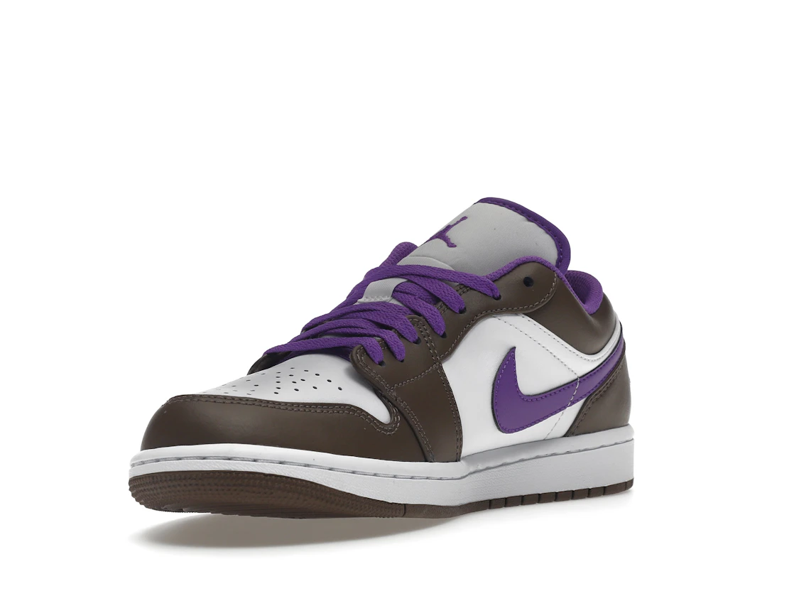 Vue 14 de Jordan 1 Low Purple Mocha