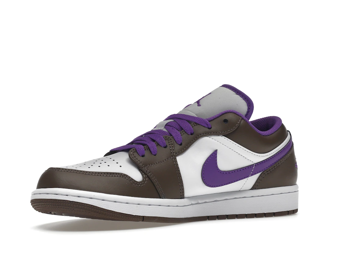 Vue 16 de Jordan 1 Low Purple Mocha