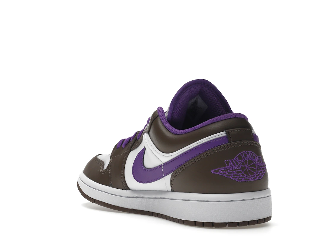 Vue 25 de Jordan 1 Low Purple Mocha