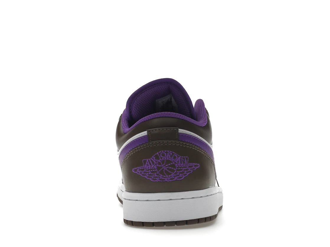 Vue 28 de Jordan 1 Low Purple Mocha