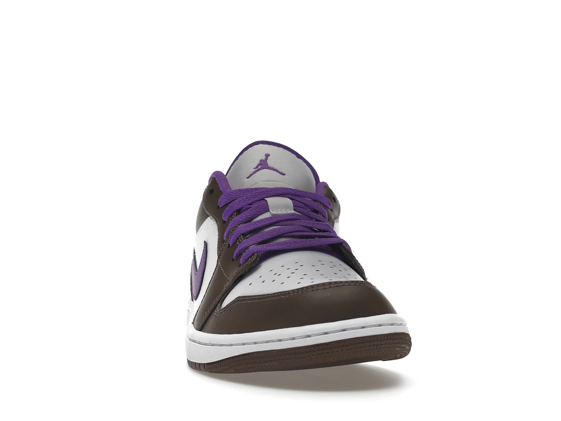 Vue 9 de Jordan 1 Low Purple Mocha