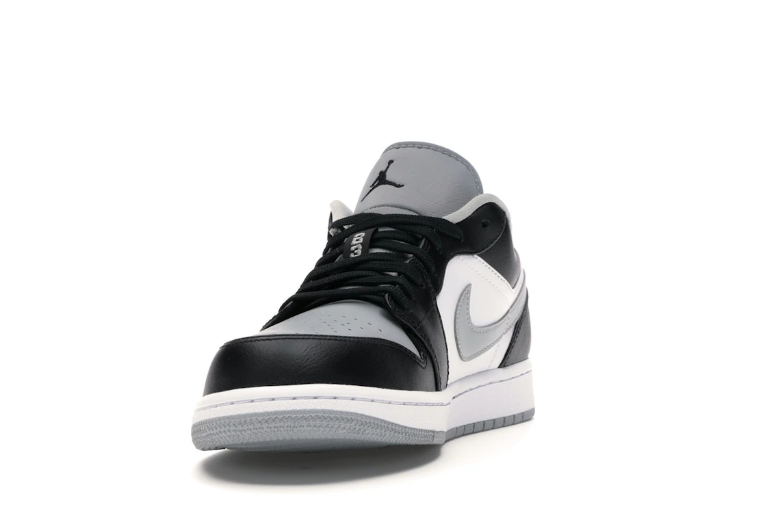 Vue 12 de Jordan 1 Low Shadow