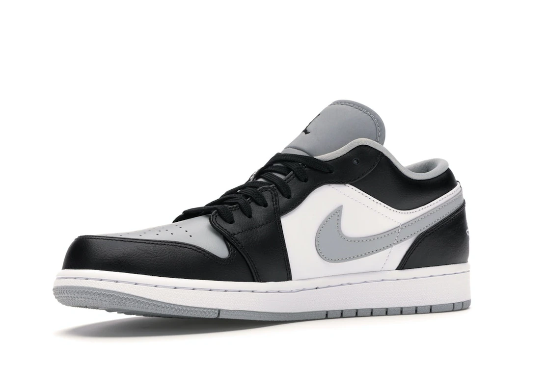 Vue 16 de Jordan 1 Low Shadow