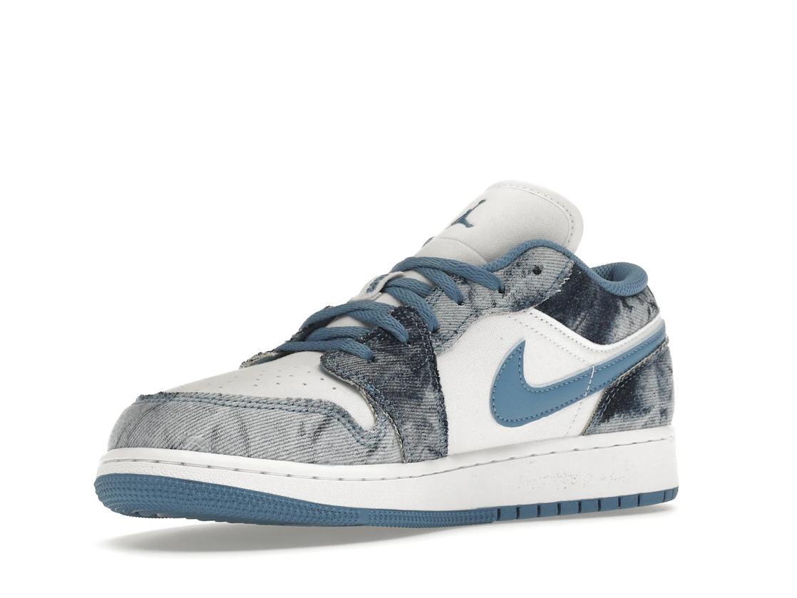 Vue 15 de Jordan 1 Low Washed Denim (GS)