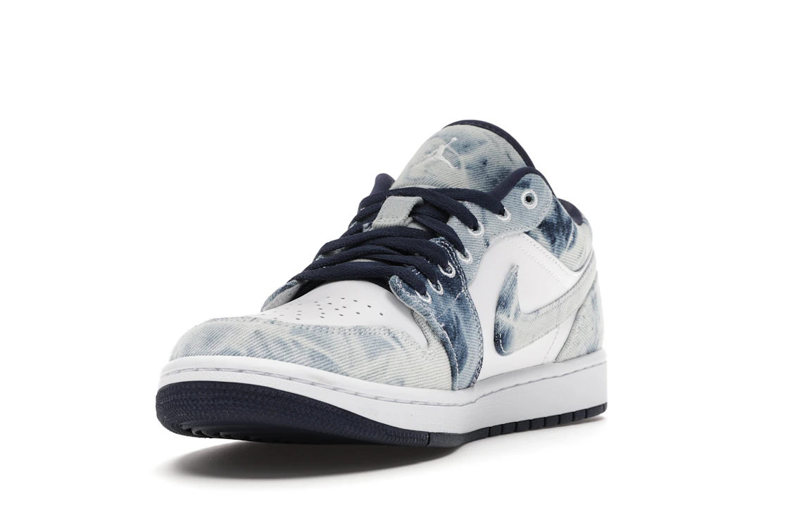 Vue 13 de Jordan 1 Low Washed Denim