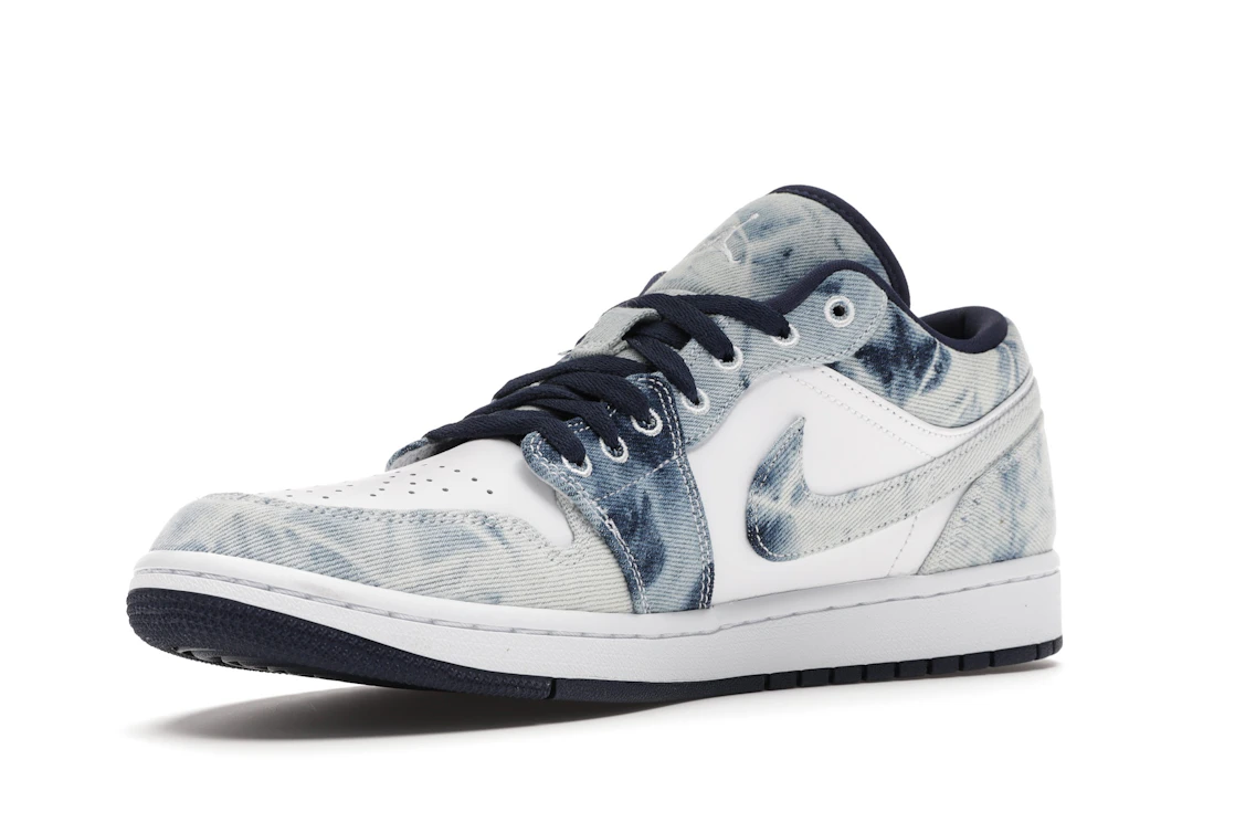 Vue 15 de Jordan 1 Low Washed Denim