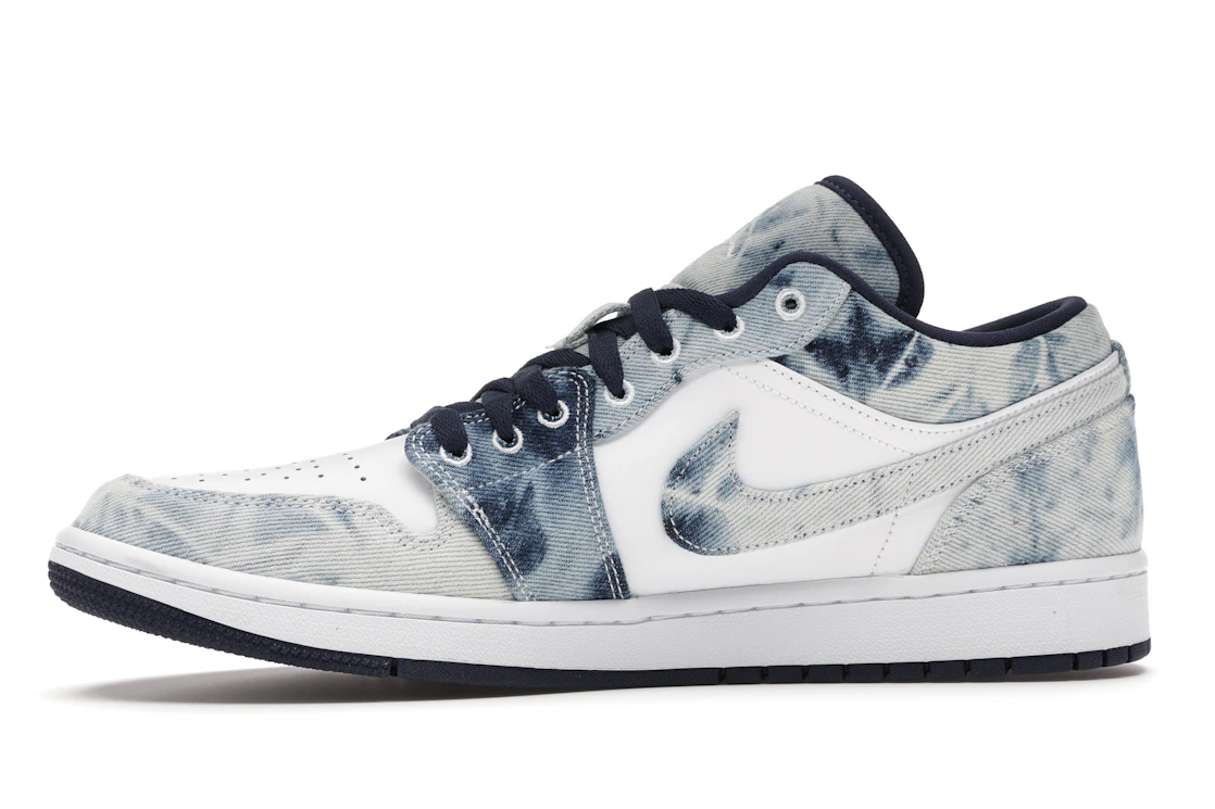 Vue 18 de Jordan 1 Low Washed Denim