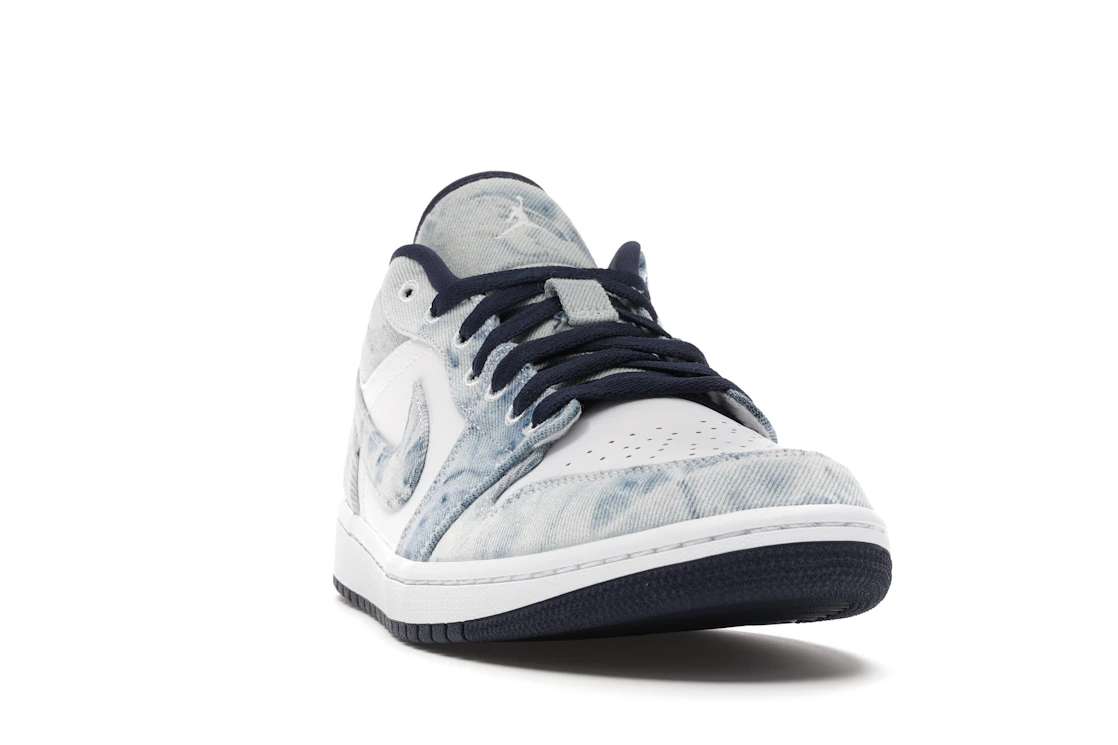 Vue 8 de Jordan 1 Low Washed Denim