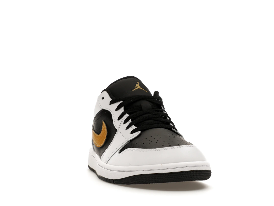 Vue 8 de Jordan 1 Low White Black Metallic Gold Swoosh