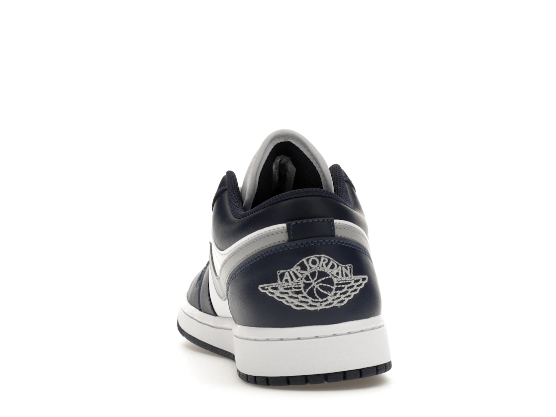 Vue 27 de Jordan 1 Low Wolf Grey Midnight Navy