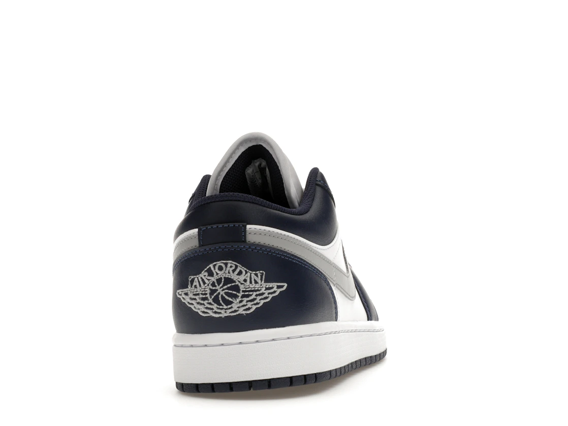 Vue 29 de Jordan 1 Low Wolf Grey Midnight Navy