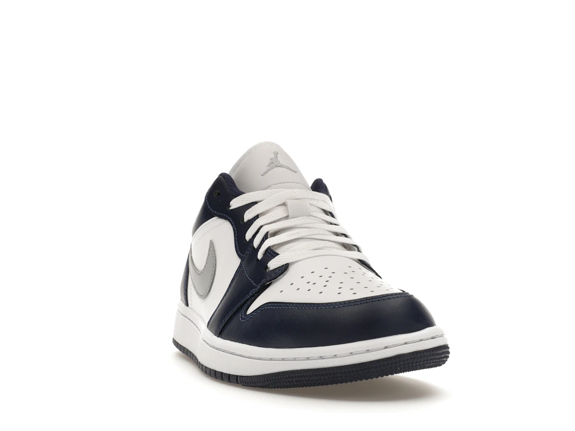Vue 8 de Jordan 1 Low Wolf Grey Midnight Navy