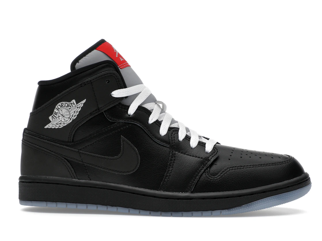 Vue 2 de Jordan 1 Mid SE Black Metallic Reimagined