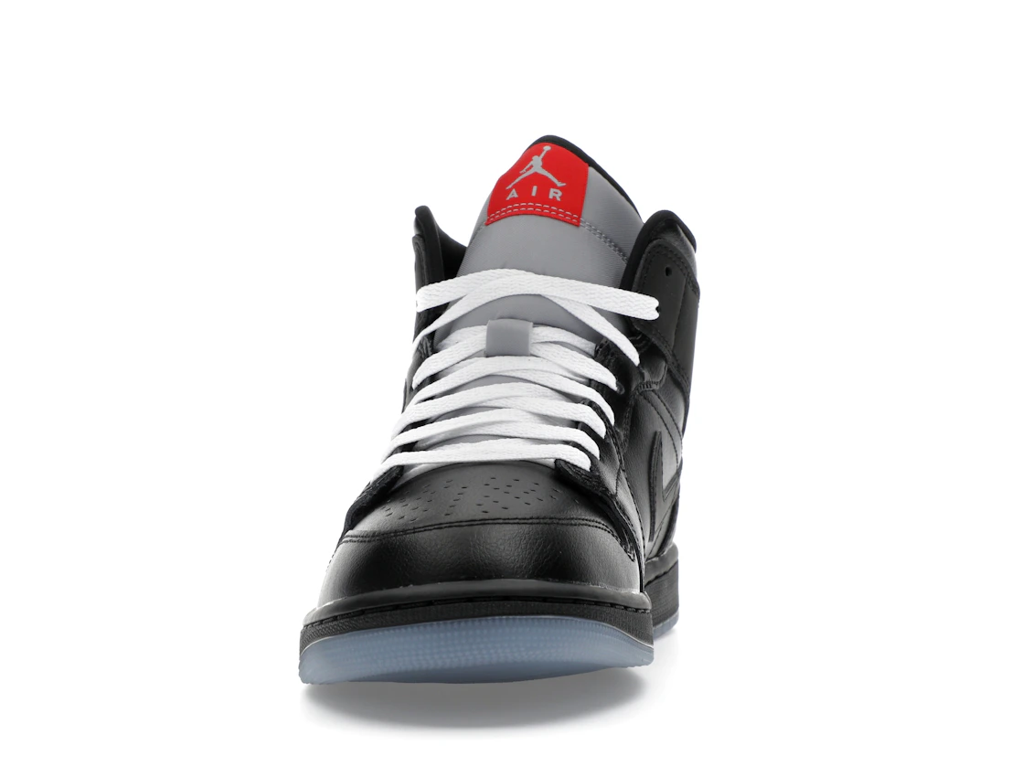 Vue 11 de Jordan 1 Mid SE Black Metallic Reimagined