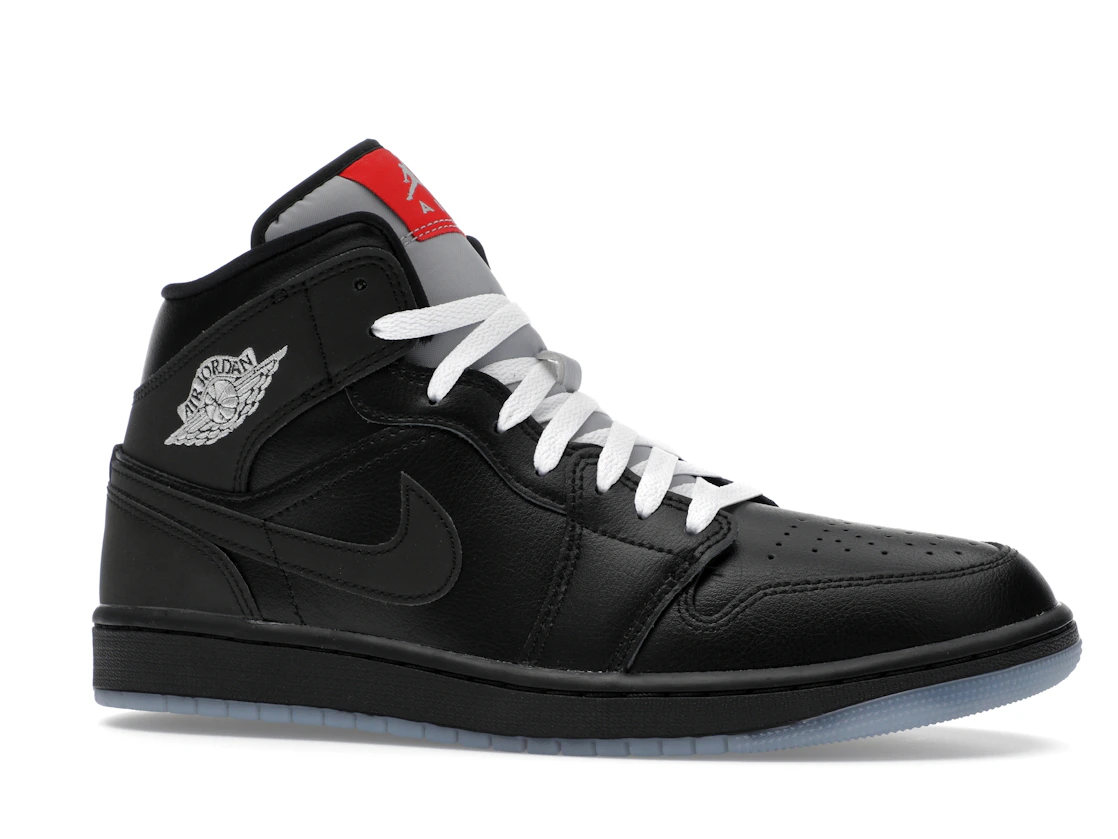 Vue 3 de Jordan 1 Mid SE Black Metallic Reimagined
