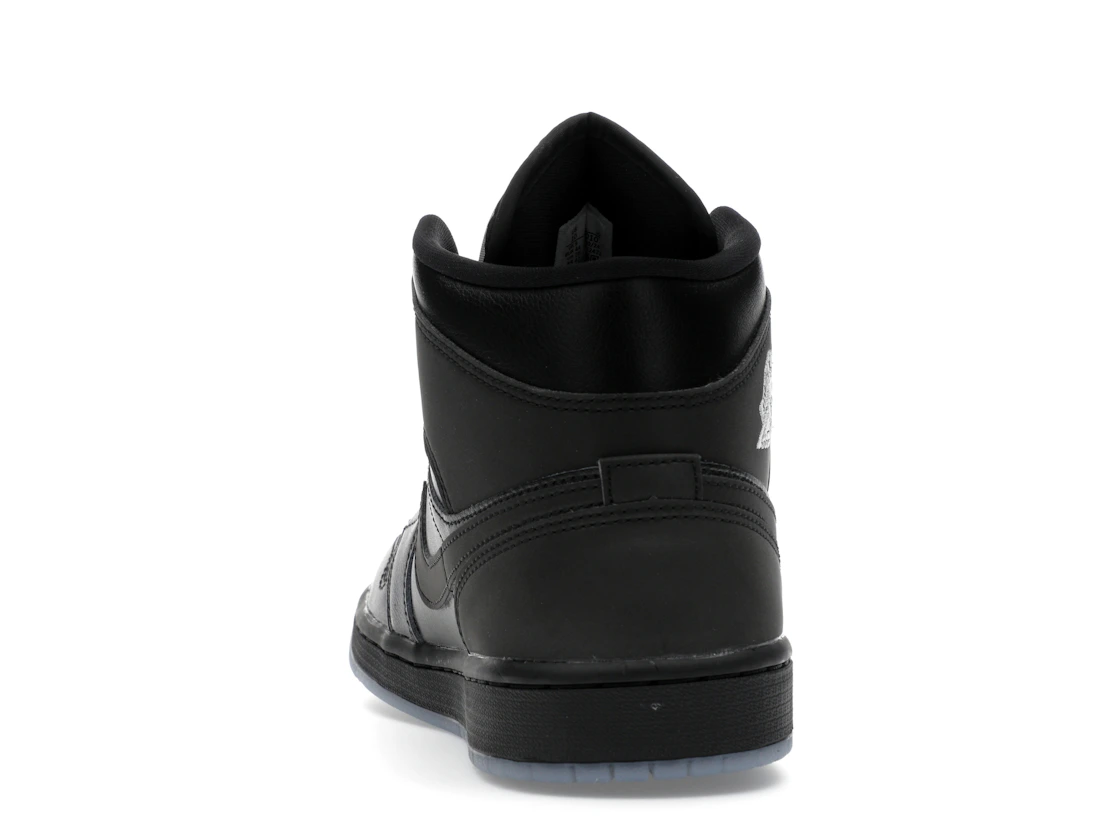Vue 27 de Jordan 1 Mid SE Black Metallic Reimagined