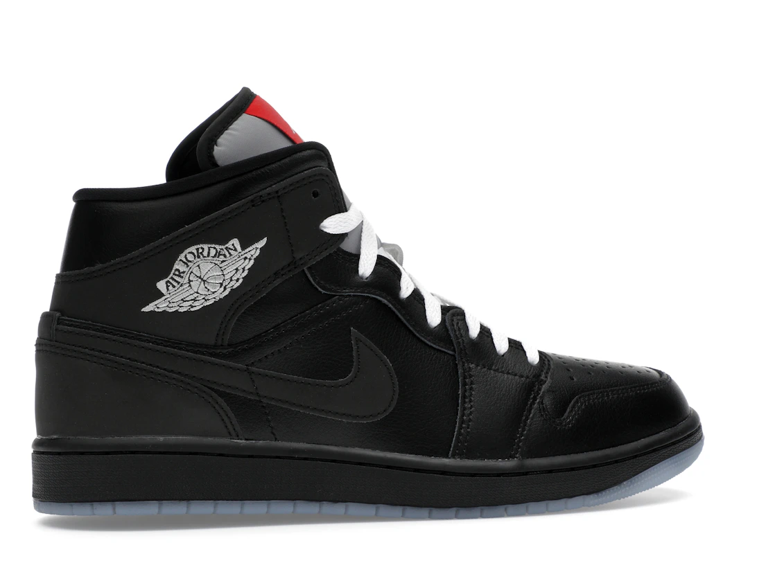 Vue 35 de Jordan 1 Mid SE Black Metallic Reimagined