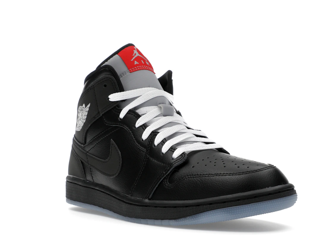 Vue 6 de Jordan 1 Mid SE Black Metallic Reimagined