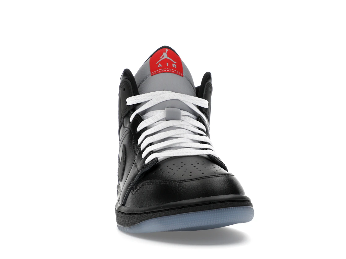 Vue 9 de Jordan 1 Mid SE Black Metallic Reimagined