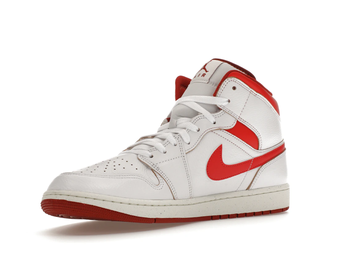 Vue 15 de Jordan 1 Mid SE Dune Red