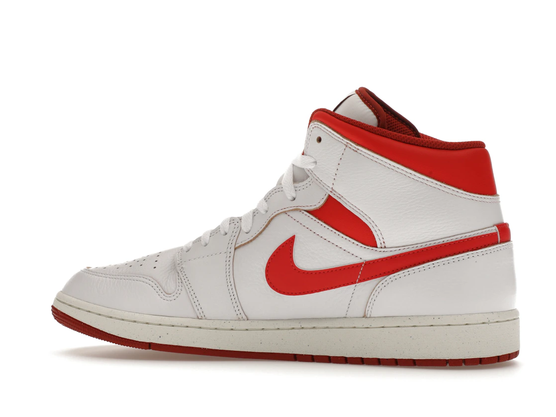Vue 21 de Jordan 1 Mid SE Dune Red