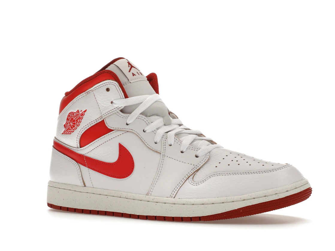 Vue 4 de Jordan 1 Mid SE Dune Red