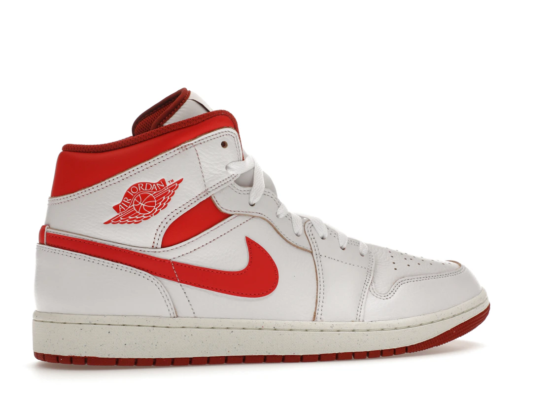 Vue 35 de Jordan 1 Mid SE Dune Red
