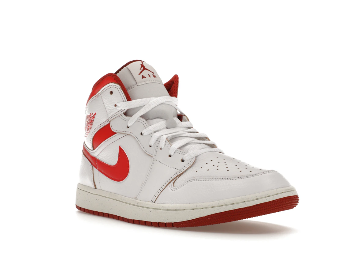 Vue 6 de Jordan 1 Mid SE Dune Red