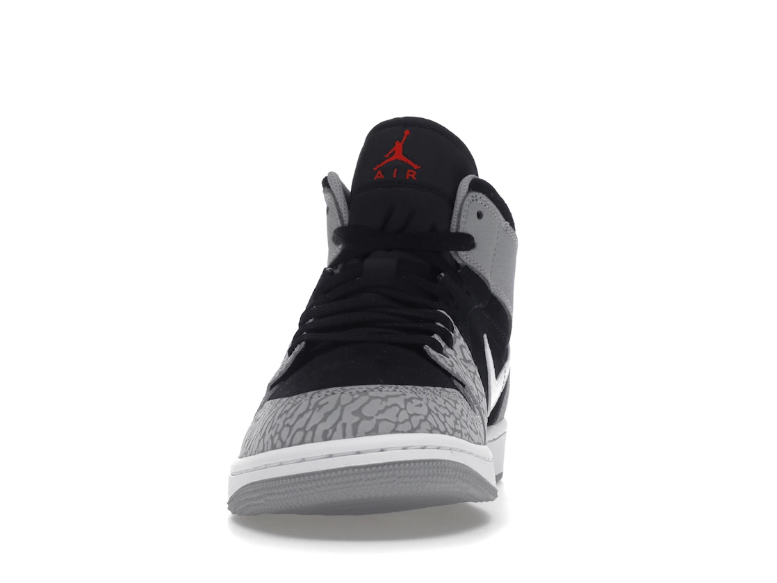 Vue 11 de Jordan 1 Mid SE Elephant Print