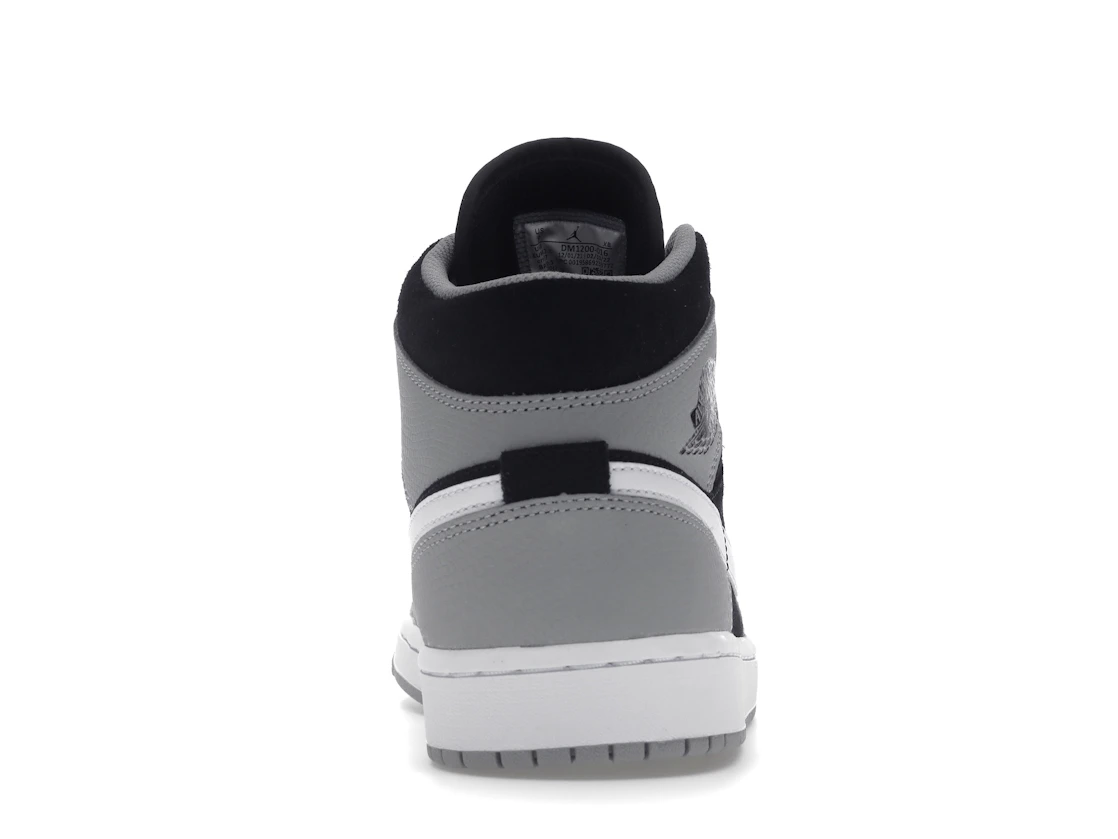 Vue 28 de Jordan 1 Mid SE Elephant Print