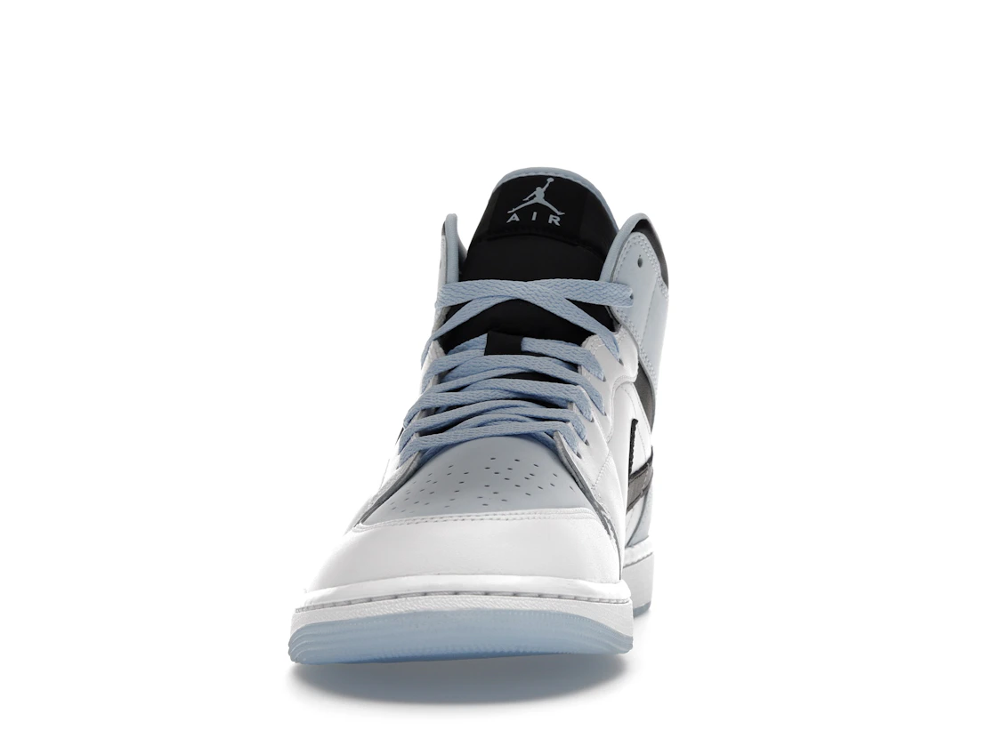 Vue 11 de Jordan 1 Mid SE Ice Blue (2023)