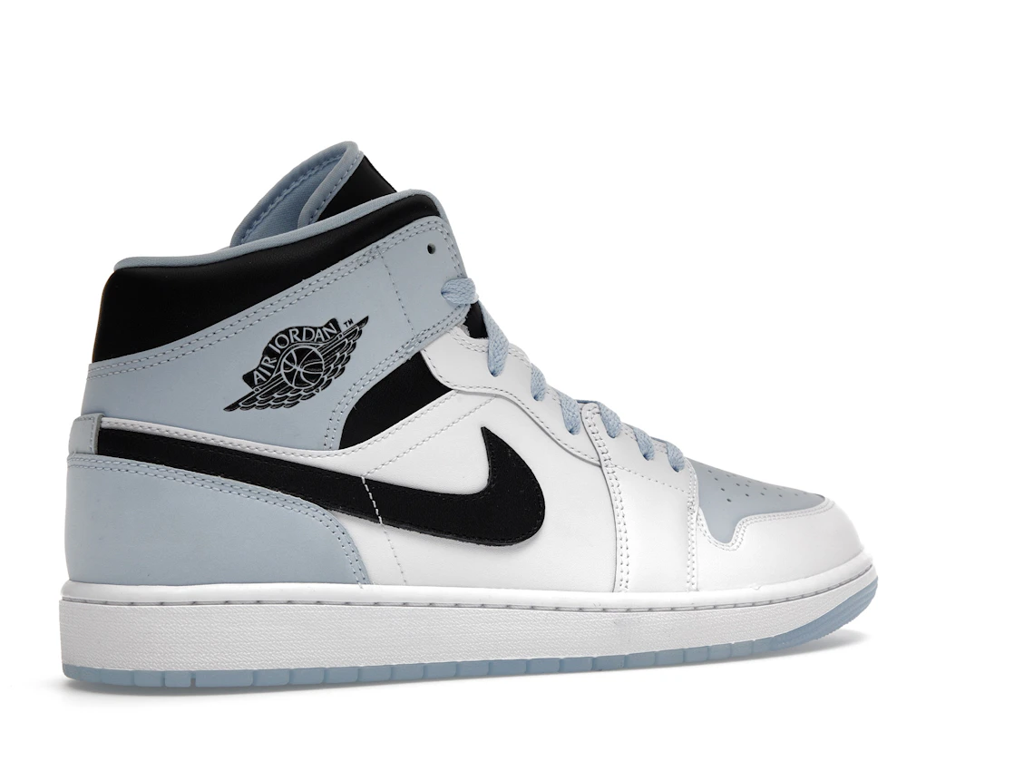 Vue 34 de Jordan 1 Mid SE Ice Blue (2023)