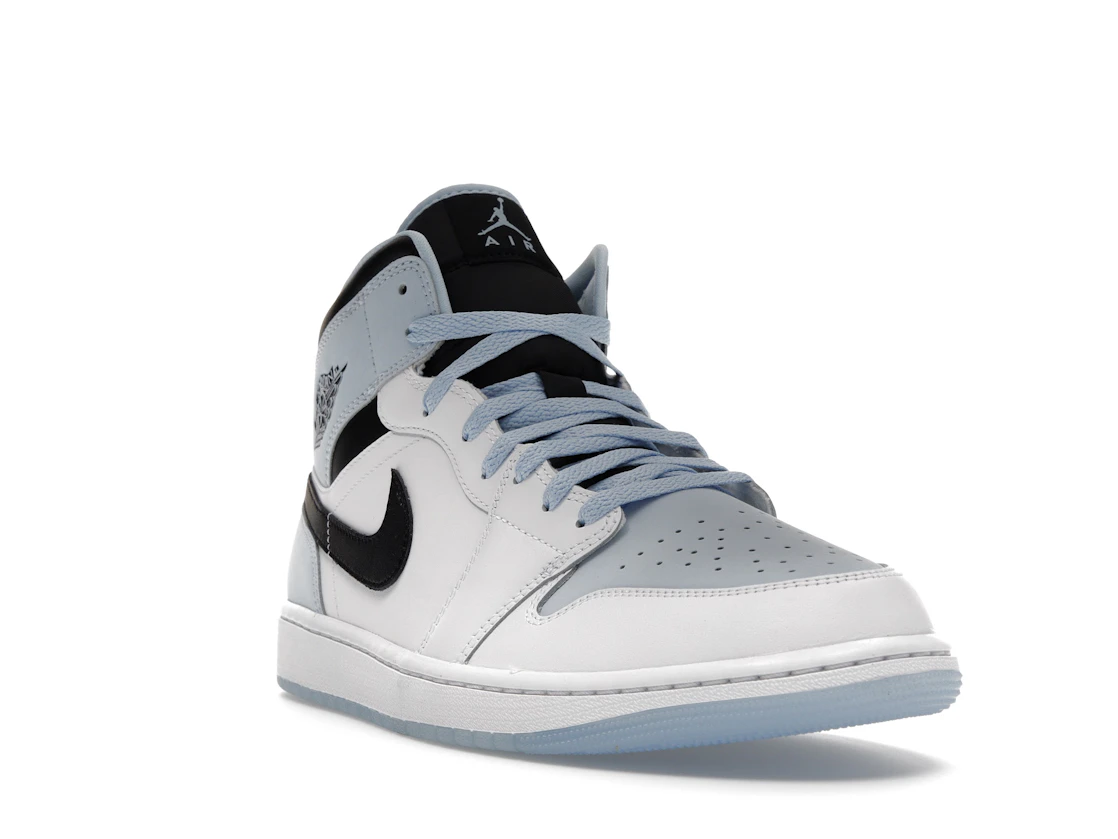 Vue 7 de Jordan 1 Mid SE Ice Blue (2023)