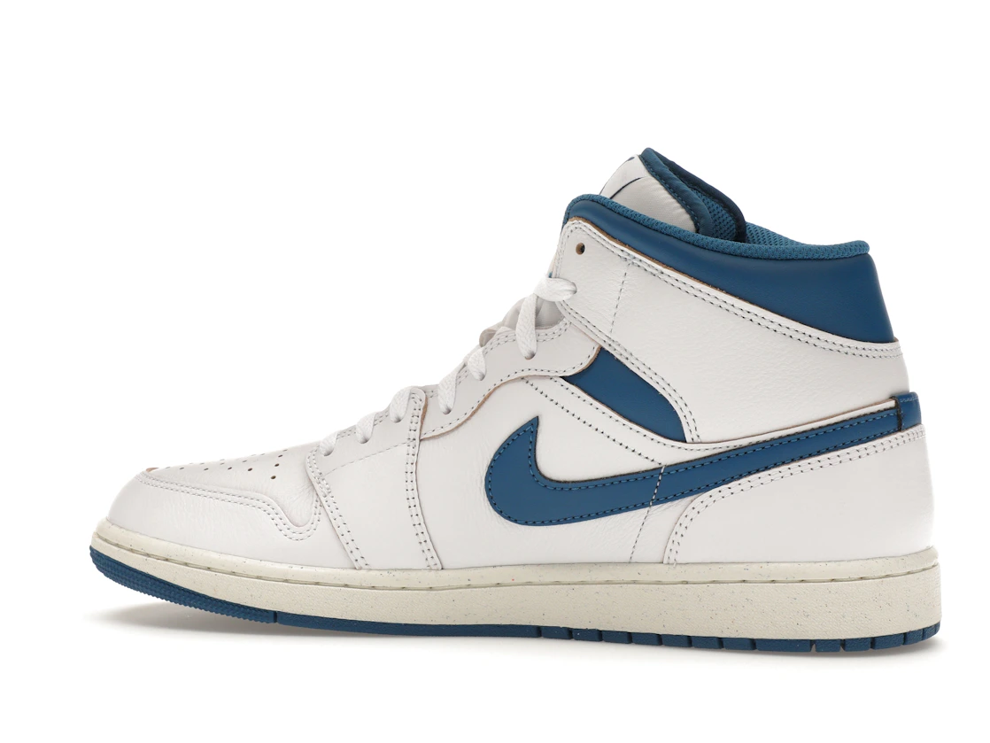 Vue 21 de Jordan 1 Mid SE Industrial Blue