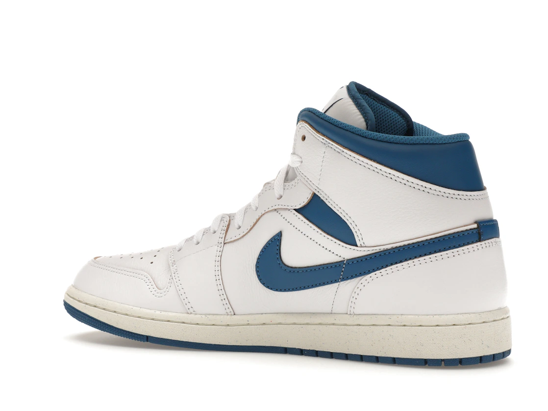 Vue 22 de Jordan 1 Mid SE Industrial Blue