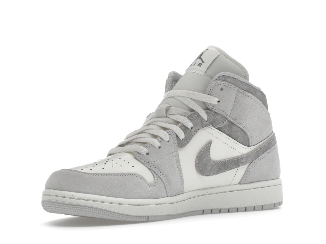 Vue 15 de Jordan 1 Mid SE Neutral Grey Sail