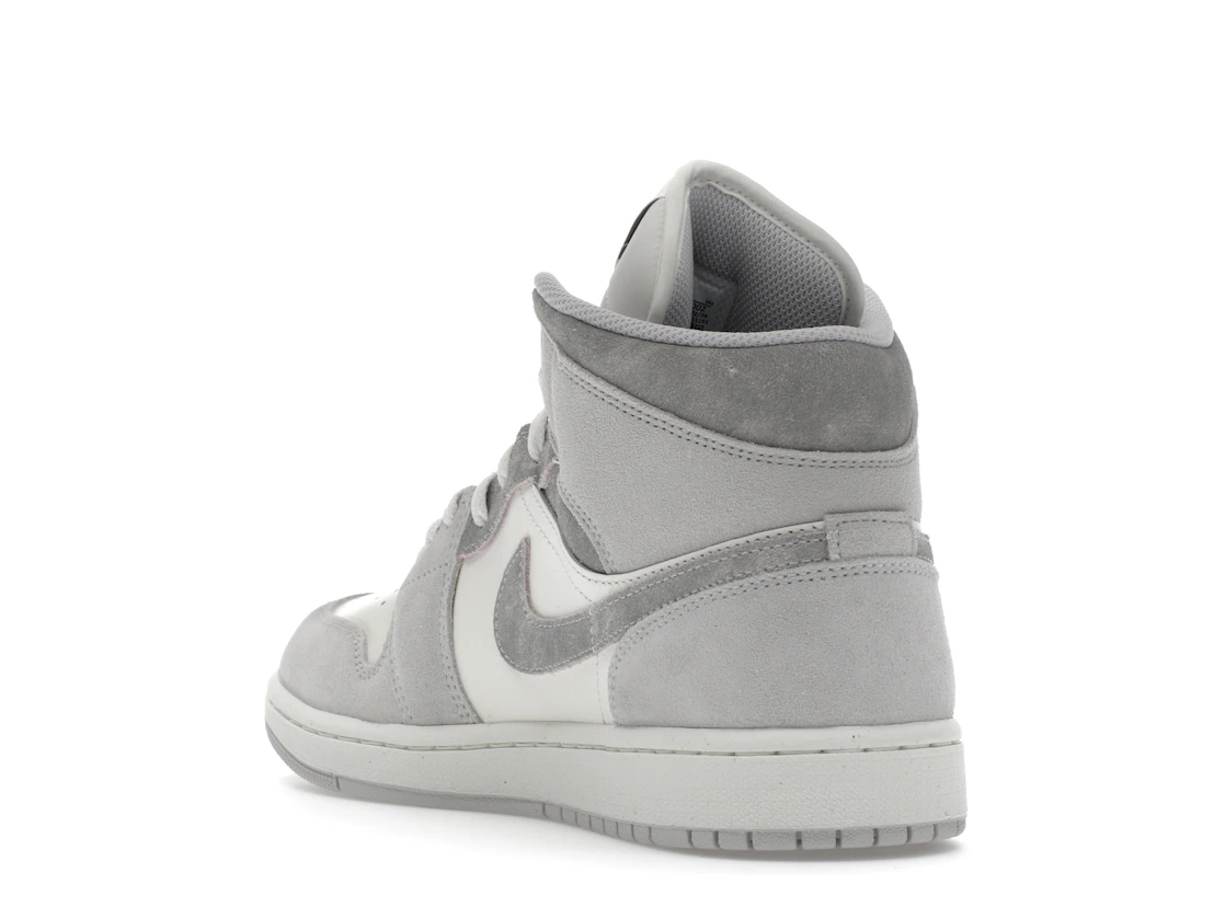 Vue 25 de Jordan 1 Mid SE Neutral Grey Sail