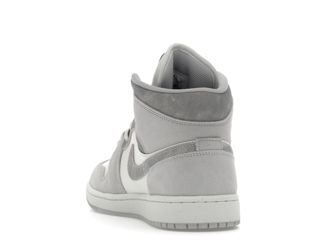 Vue 26 de Jordan 1 Mid SE Neutral Grey Sail