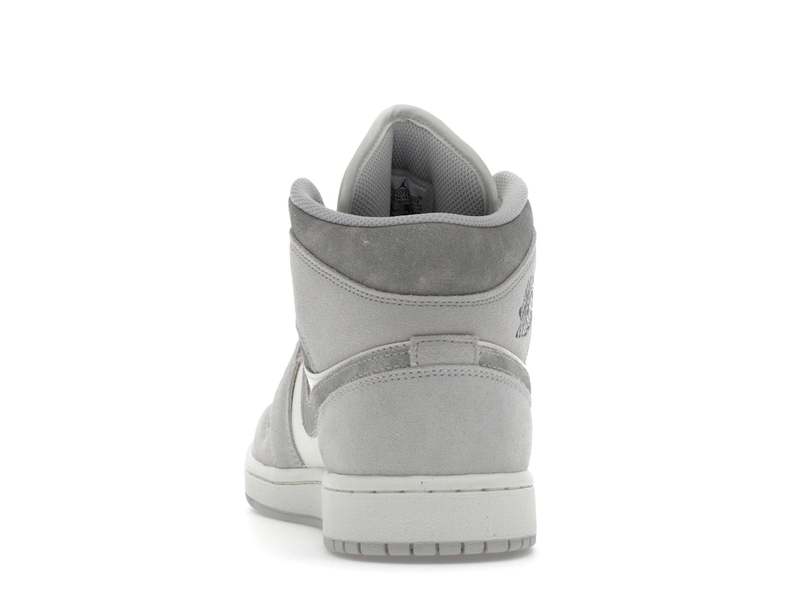 Vue 27 de Jordan 1 Mid SE Neutral Grey Sail