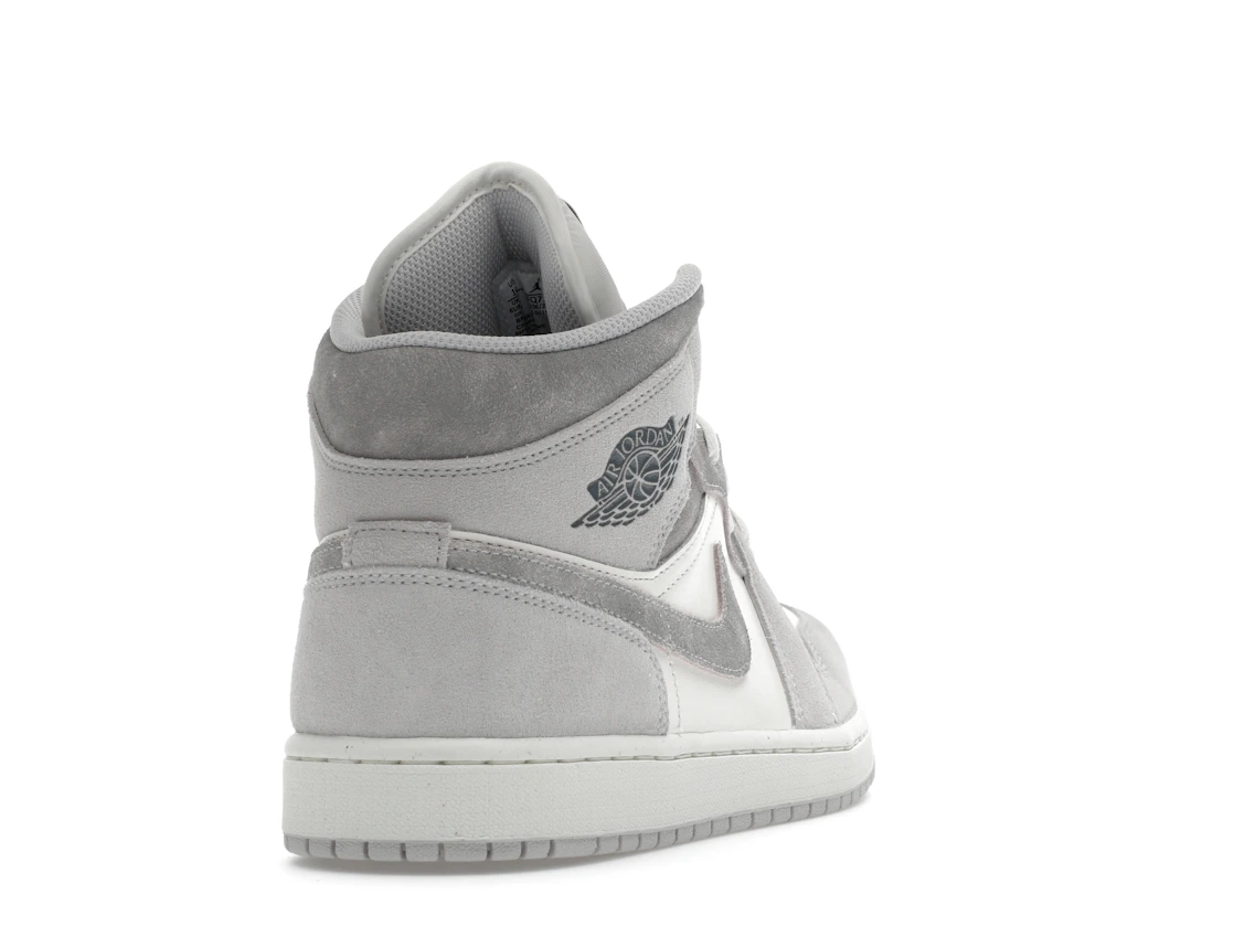Vue 30 de Jordan 1 Mid SE Neutral Grey Sail