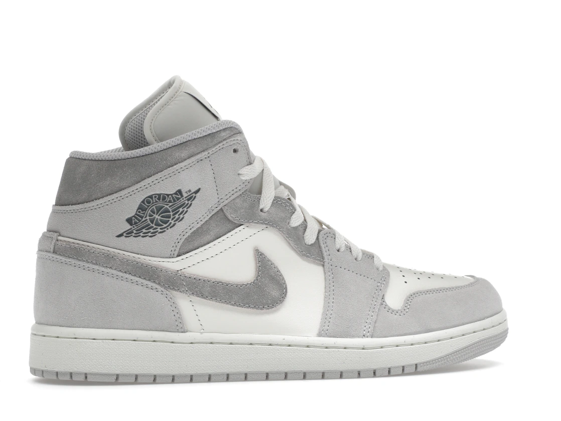 Vue 35 de Jordan 1 Mid SE Neutral Grey Sail