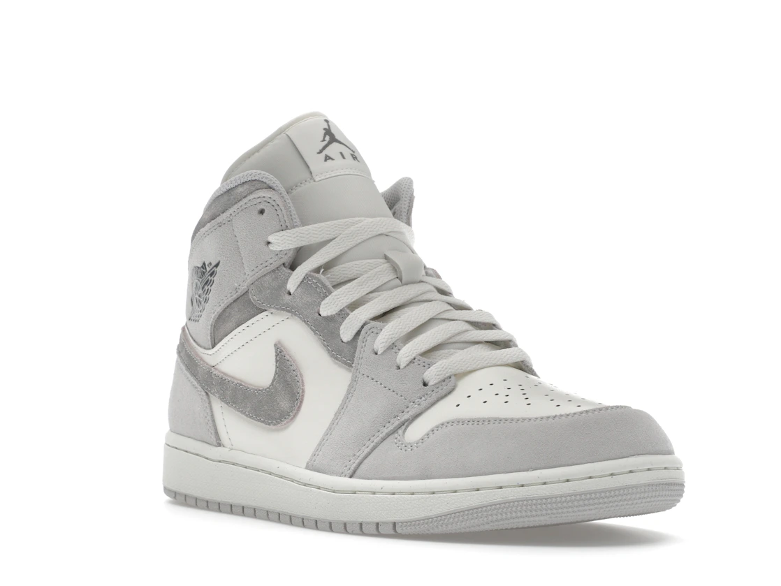 Vue 6 de Jordan 1 Mid SE Neutral Grey Sail