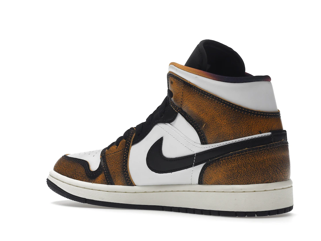 Vue 23 de Jordan 1 Mid SE Orange Wear Away